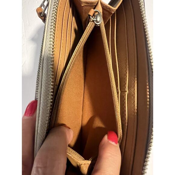 FOSSIL Issue No 1954 Wallet Women's Vintage Genuine Leather Full Zipper Clutch - Picture 9 of 16